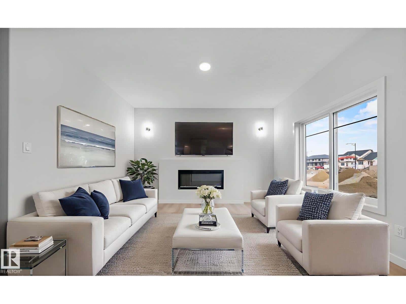 6385 KING WD SW — Edmonton, Alberta - Photo 2 of 23