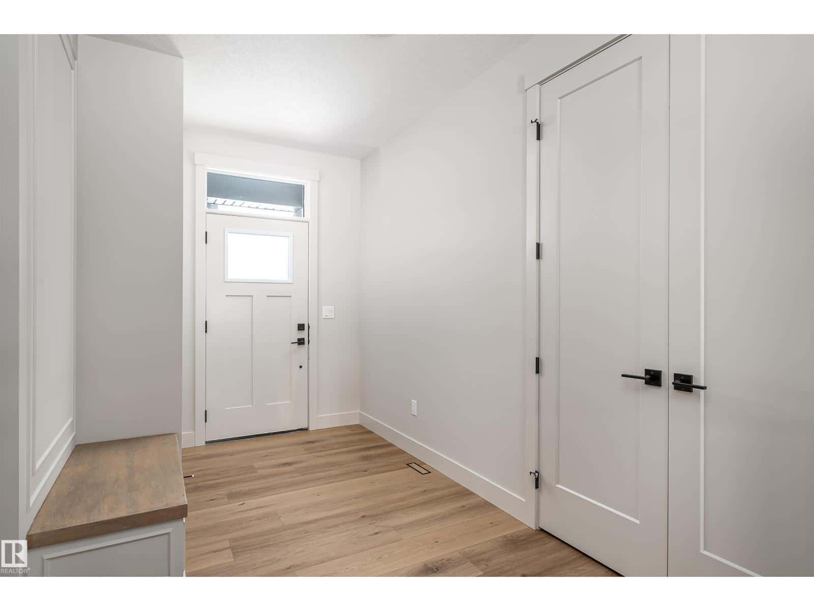 26 Grayson GR — Stony Plain, Alberta - Photo 4 of 53