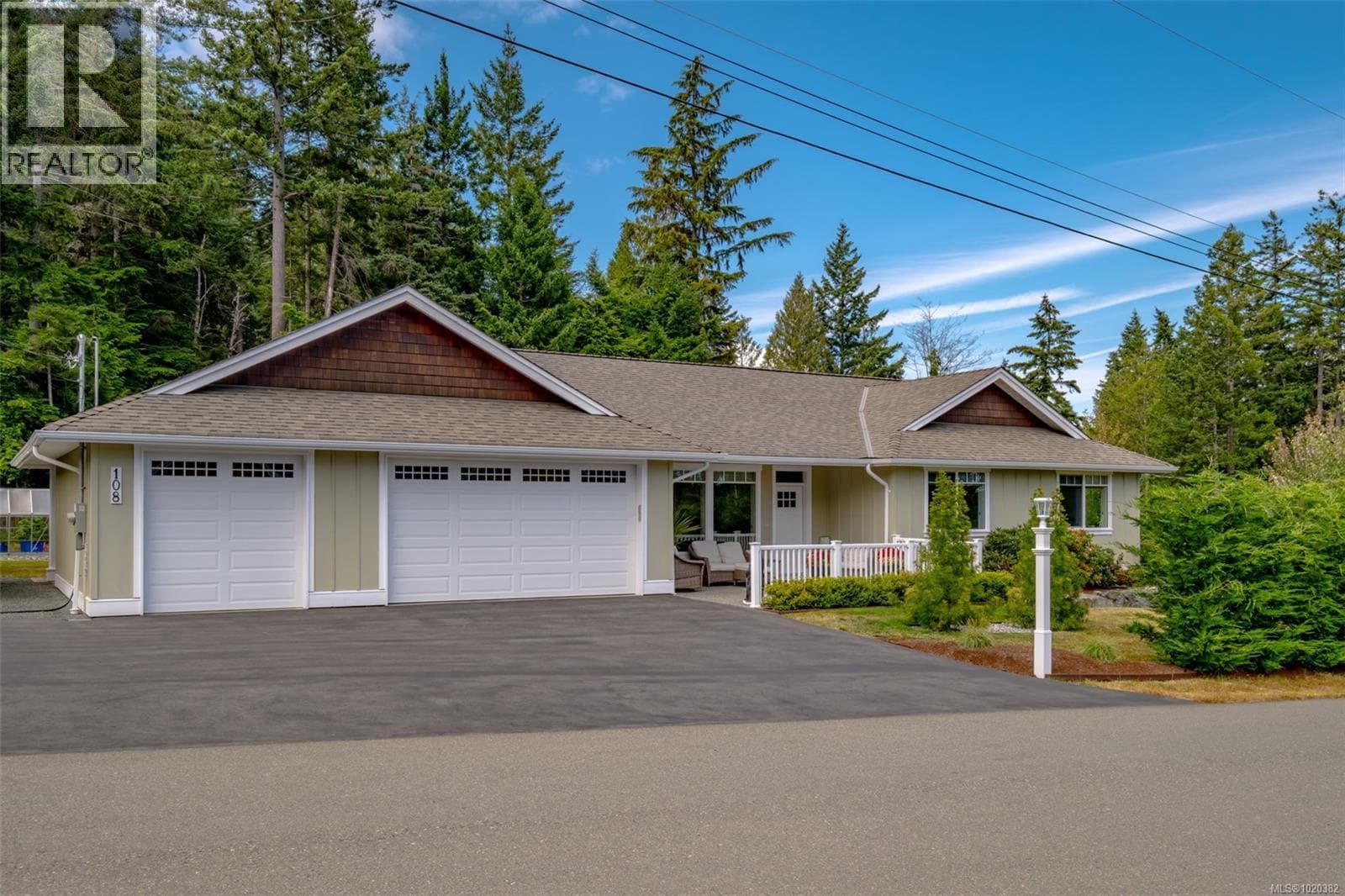 108 Allview Lane — Bowser, British Columbia - Main photo