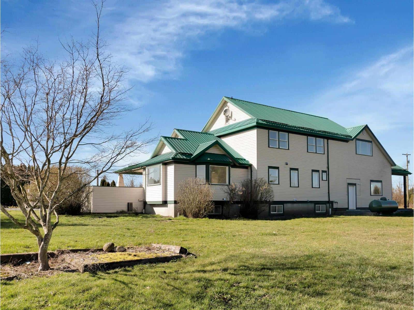 27550 48 AVENUE — Langley, British Columbia - Photo 3 of 40