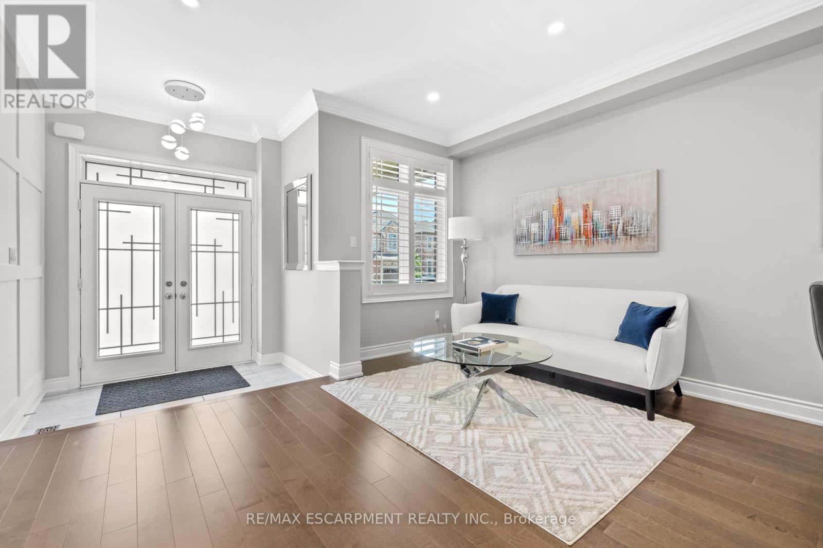 107 AVANTI CRESCENT — Hamilton (Waterdown), Ontario - Photo 5 of 43