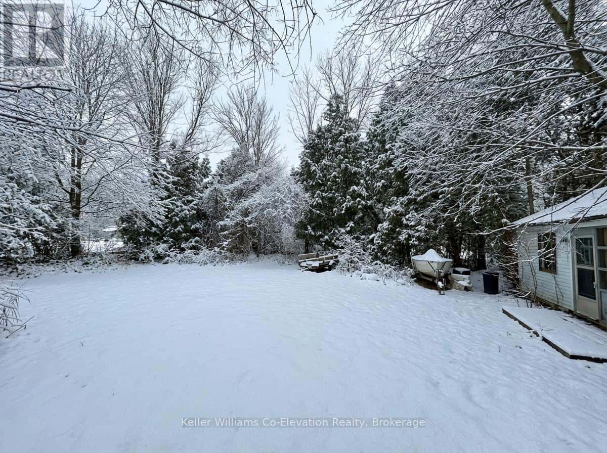 150 AMANDA STREET — Tay (Waubaushene), Ontario - Photo 3 of 9