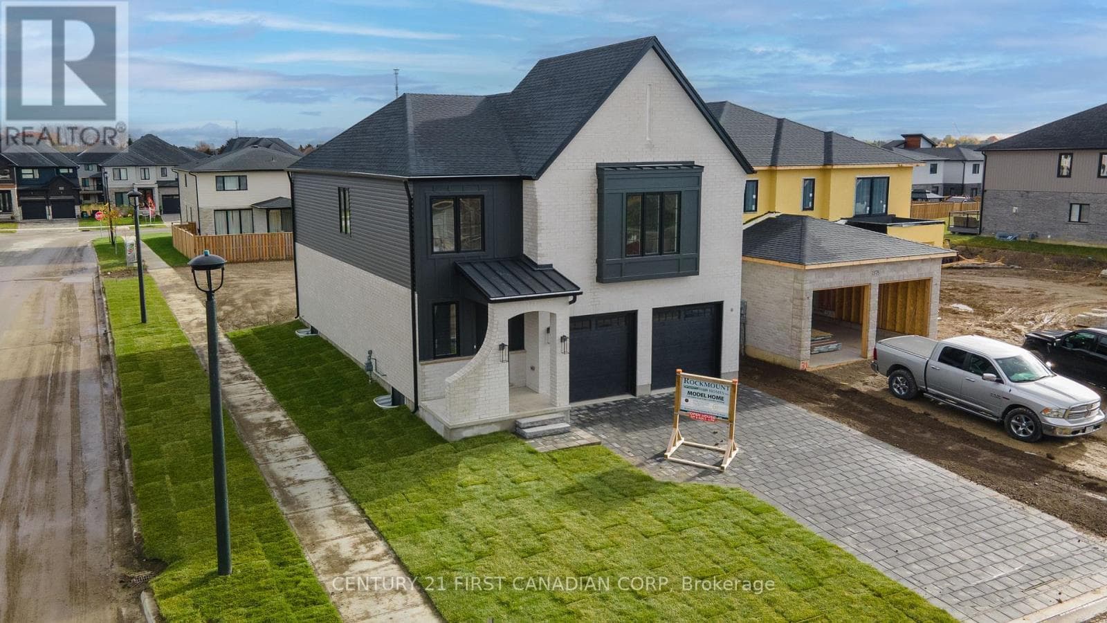 1382 SHIELDS PLACE — London North (North S), Ontario - Main photo