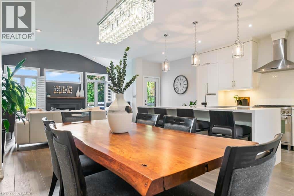 2357 WOODFIELD Road — Oakville, Ontario - Photo 5 of 36