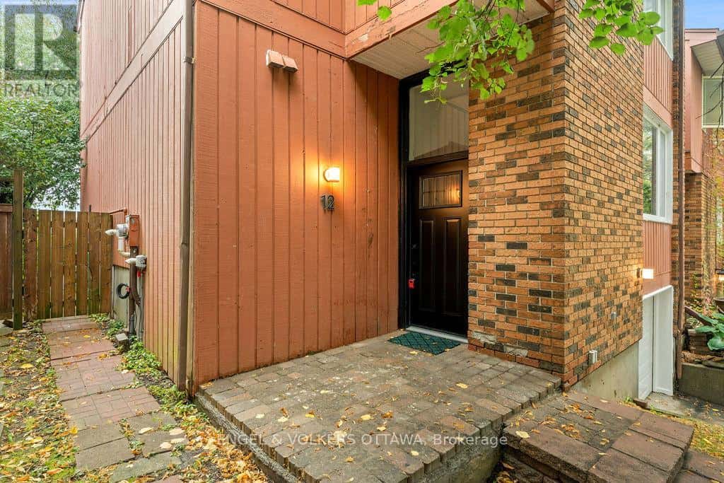 12 BAYSIDE PRIVATE — Ottawa, Ontario - Photo 4 of 50