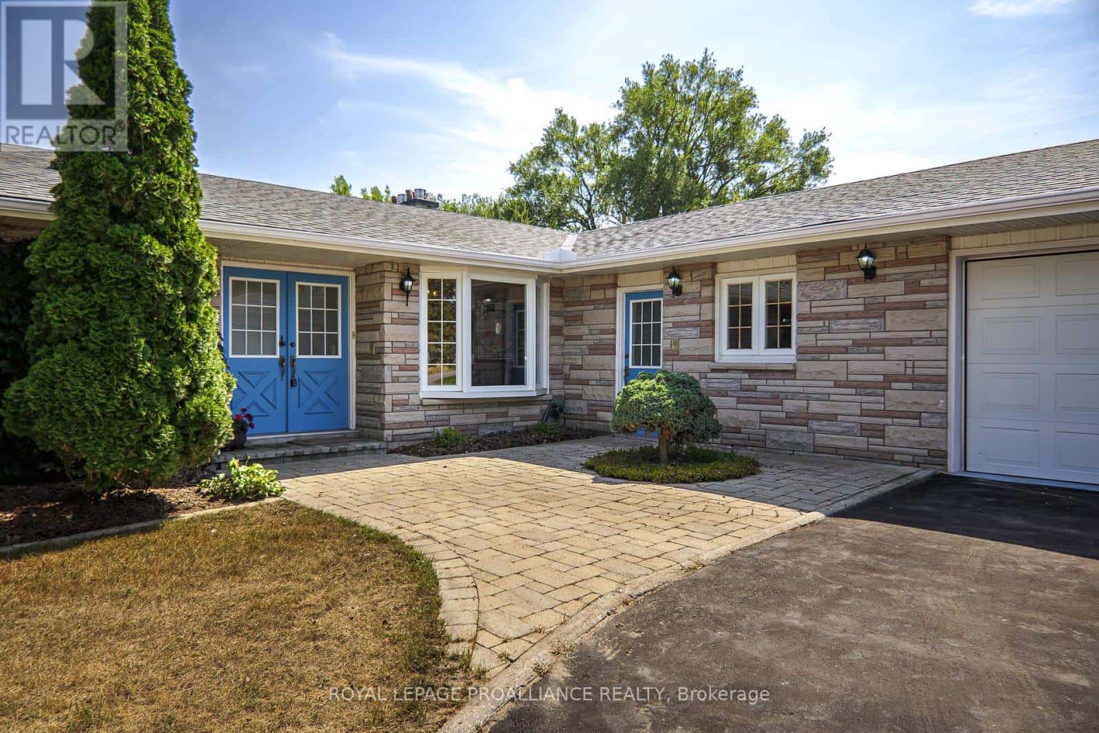 95 BAYLEA DRIVE — Quinte West (Sidney Ward), Ontario - Photo 4 of 50