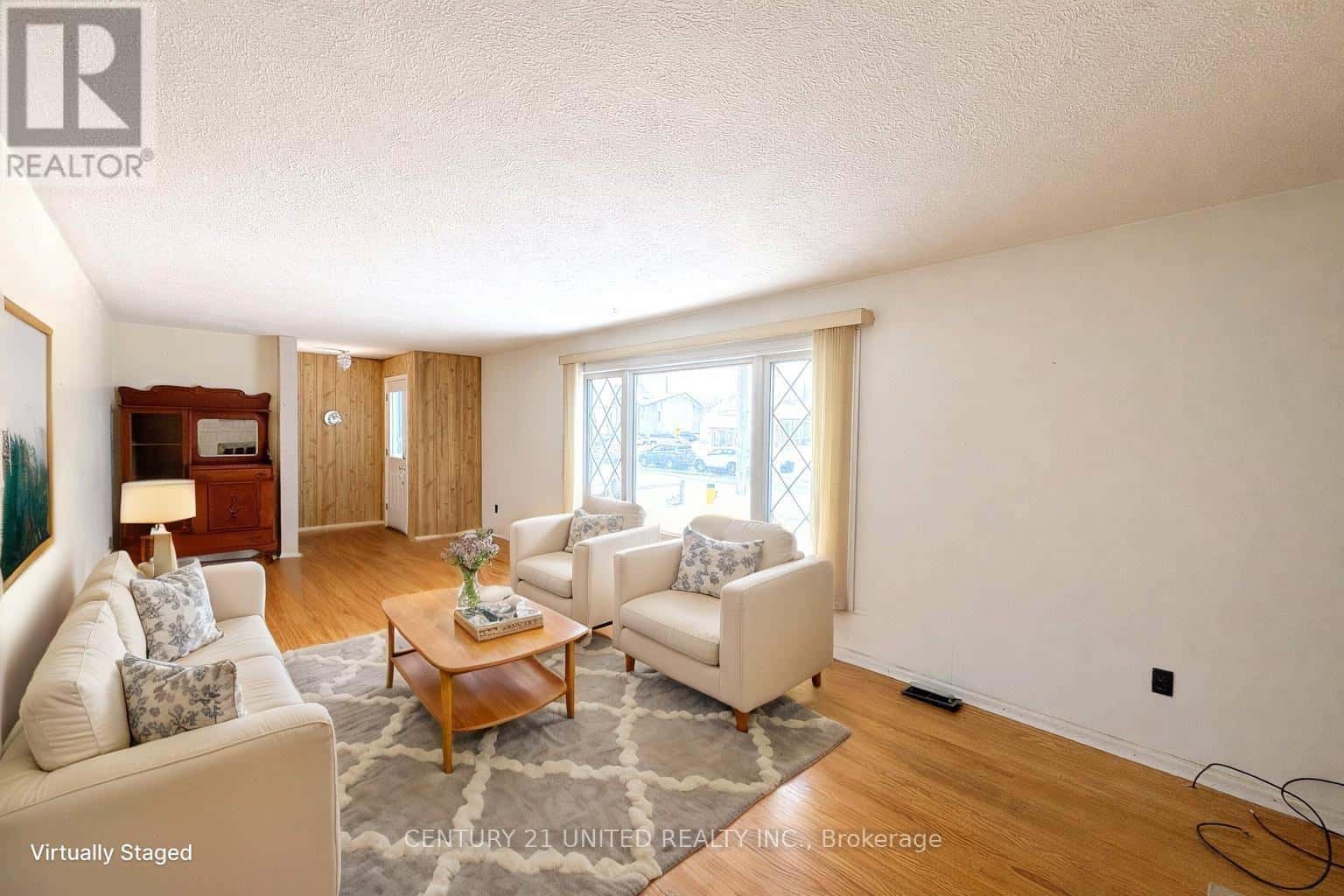 636 CAMERON STREET — Peterborough (Otonabee Ward 1), Ontario - Photo 5 of 36