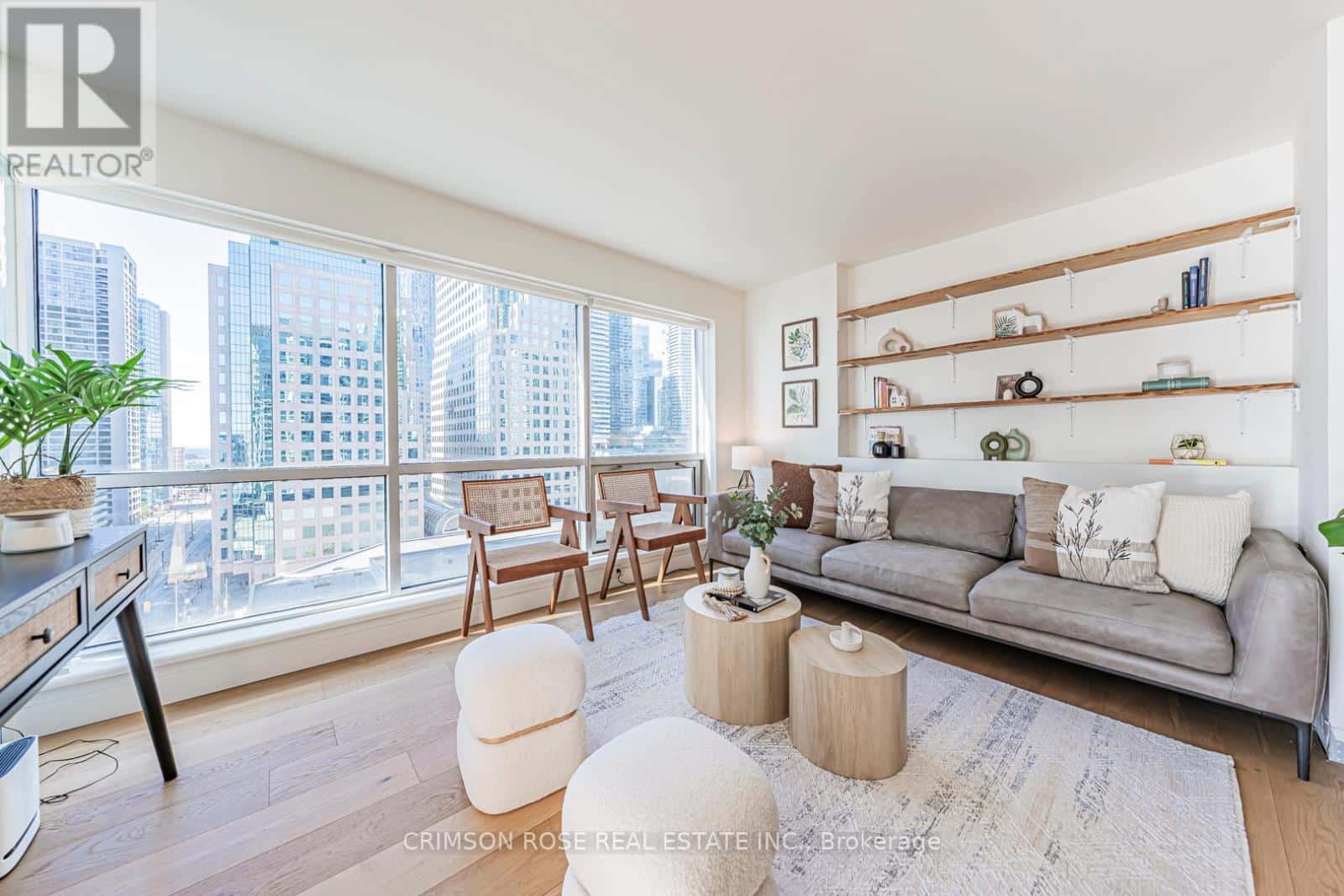 1107 - 10 QUEENS QUAY W — Toronto (Waterfront Communities), Ontario - Photo 4 of 34