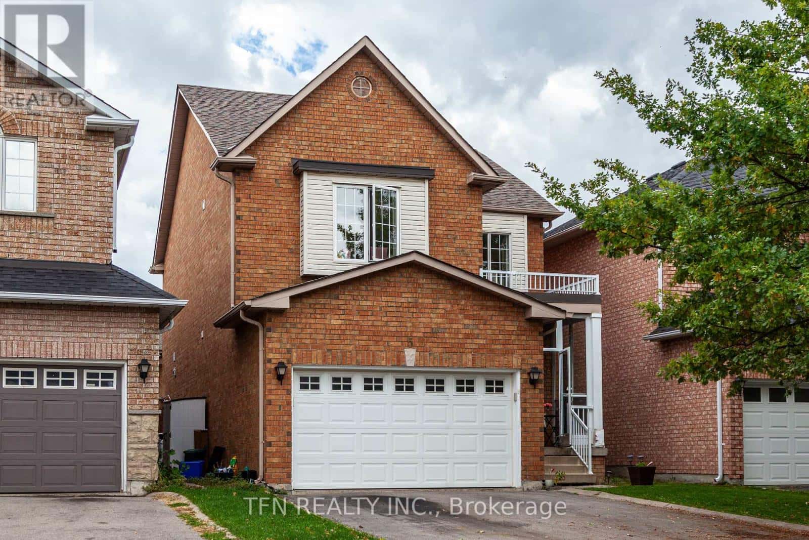 5 BELWOOD BOULEVARD — Vaughan (Patterson), Ontario - Photo 4 of 31