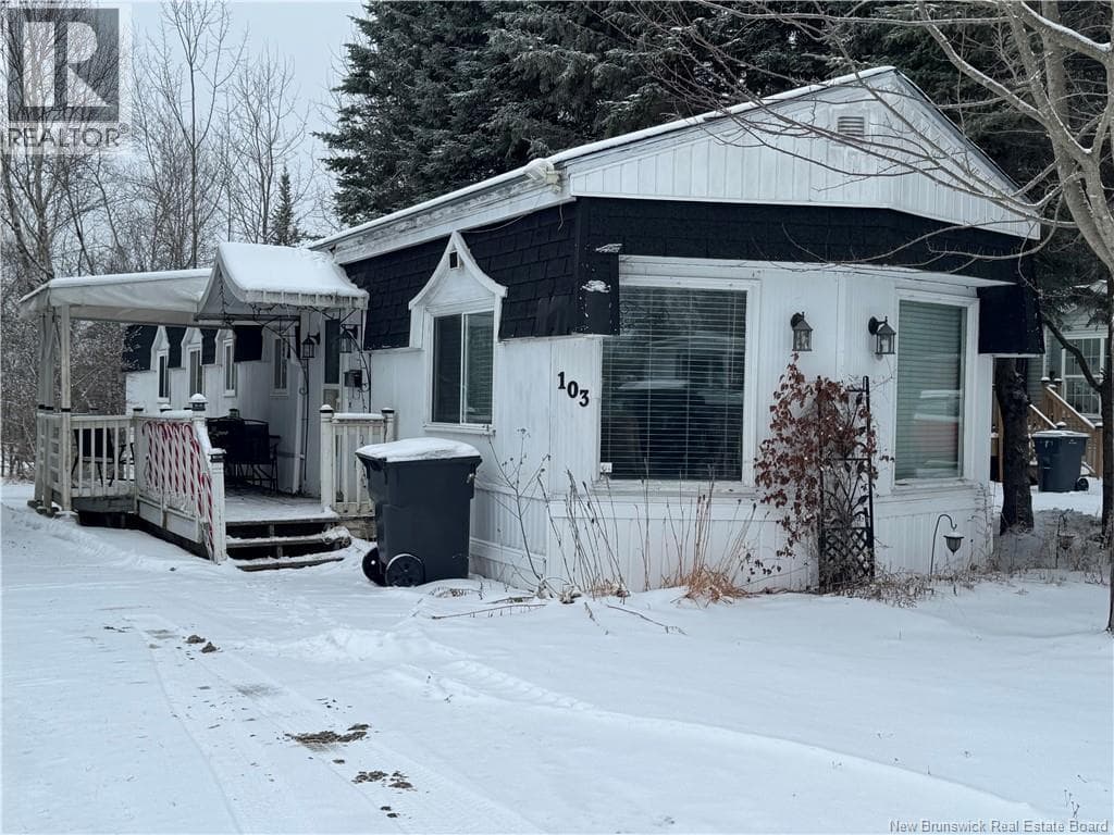 103 Leafwood Crescent — Hanwell, New Brunswick - Main photo