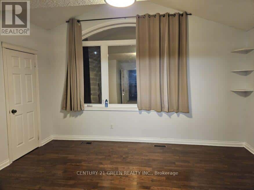 Mississauga (Lisgar) — Mississauga (Lisgar) - Photo 3 of 32