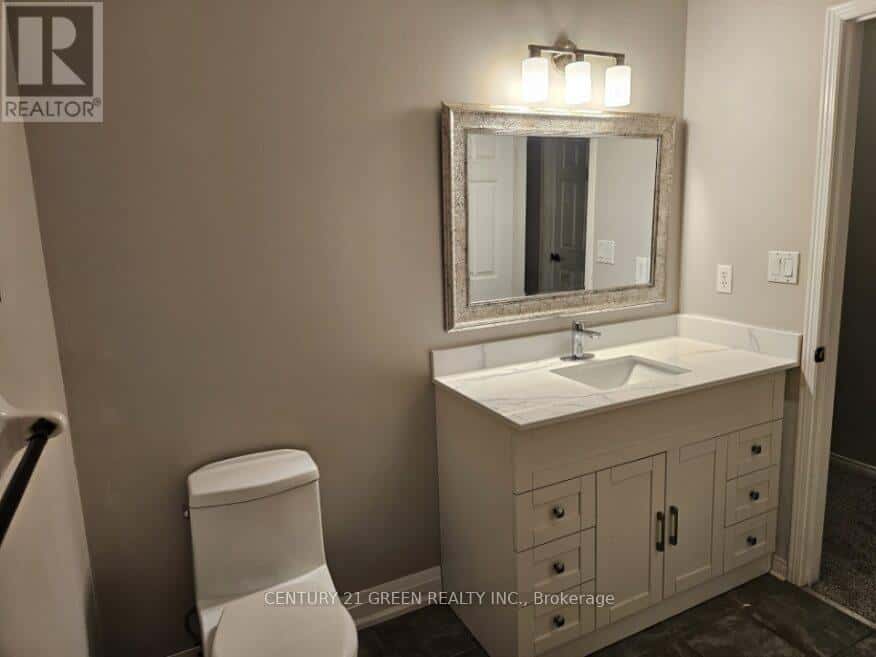 Mississauga (Lisgar) — Mississauga (Lisgar) - Photo 2 of 32