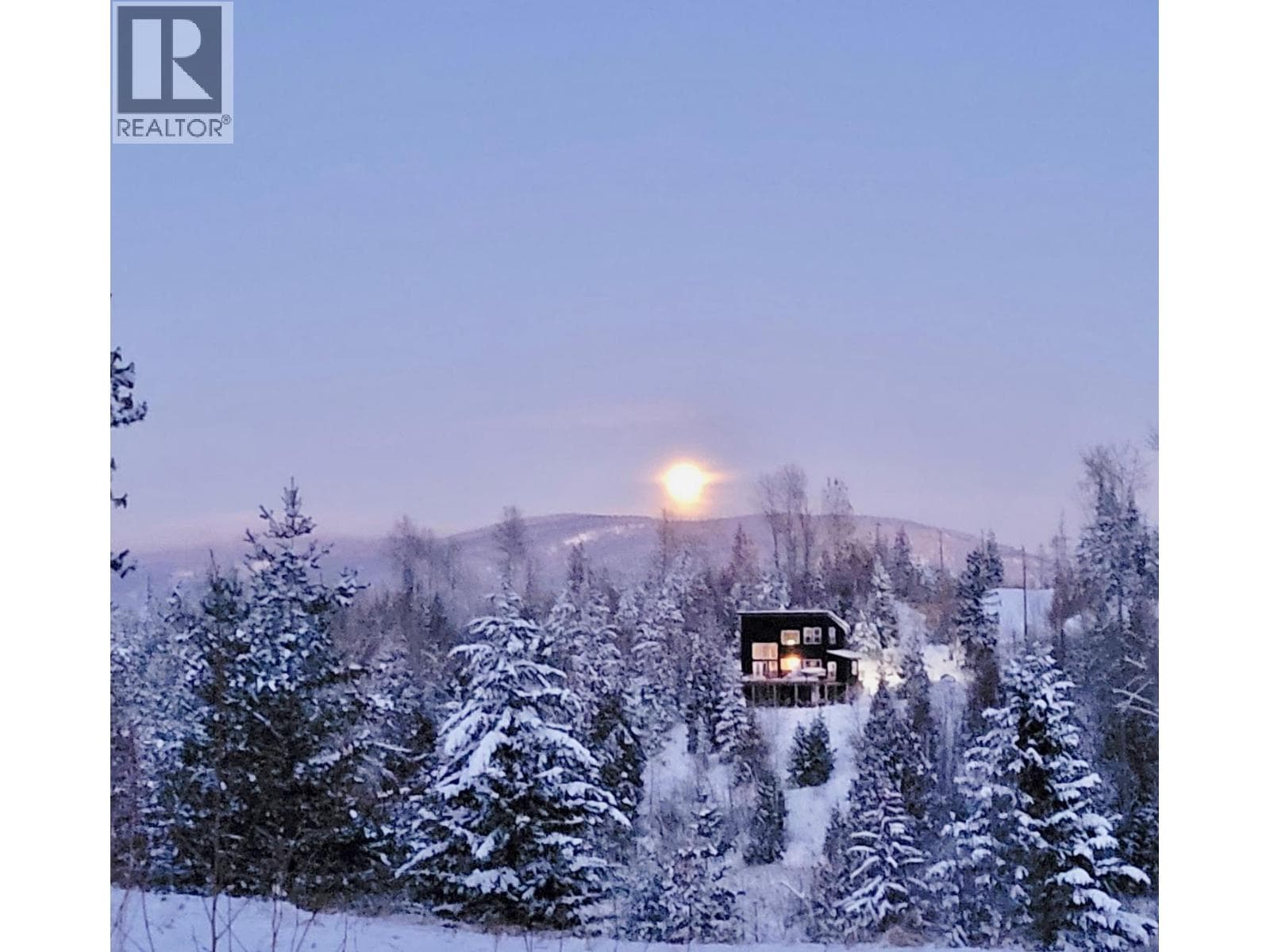 300 Richie Road — Rossland, British Columbia - Main photo