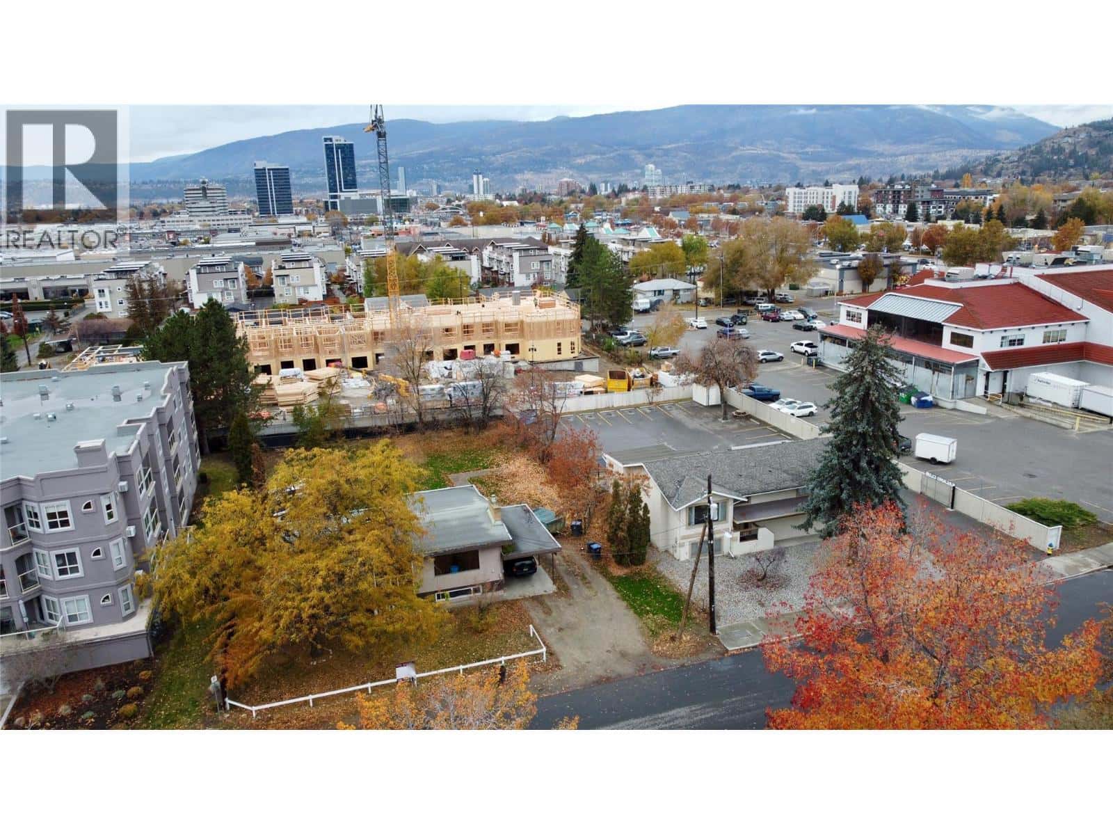 2110 Vasile Road — Kelowna, British Columbia - Photo 3 of 6