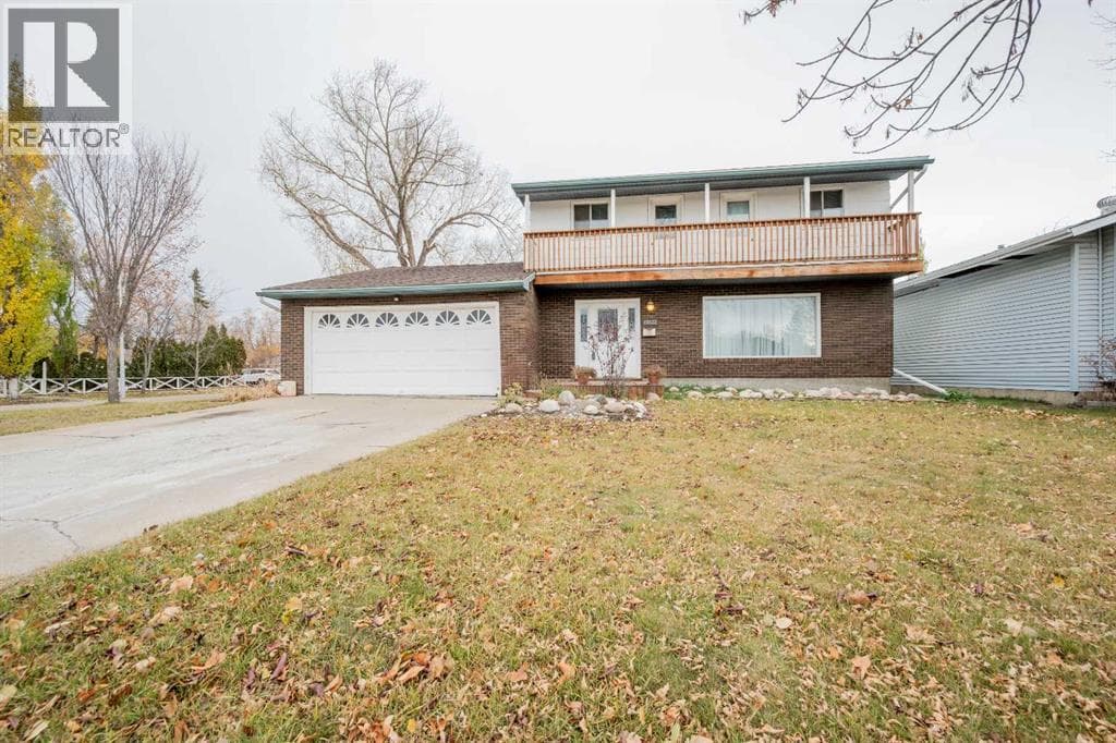 10132 93 Avenue — Grande Prairie, Alberta - Main photo