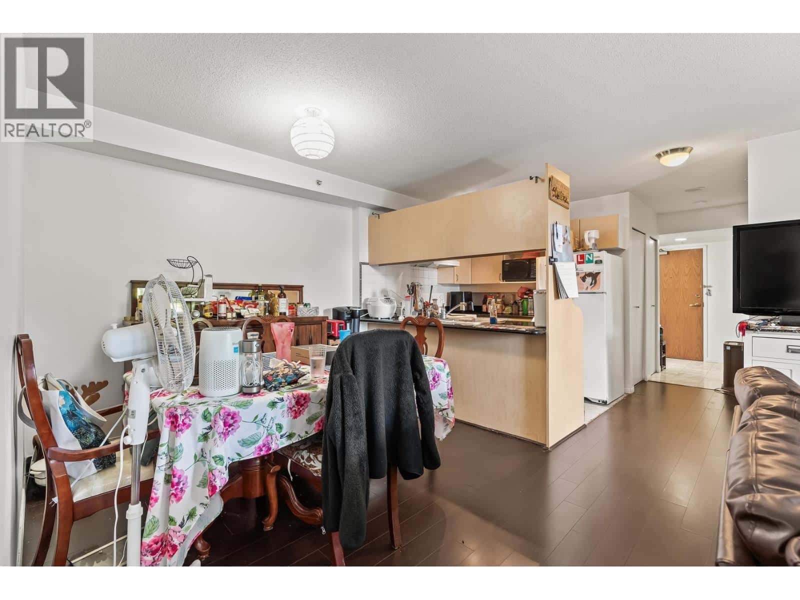 501 6611 COONEY ROAD — Richmond, British Columbia - Photo 5 of 14