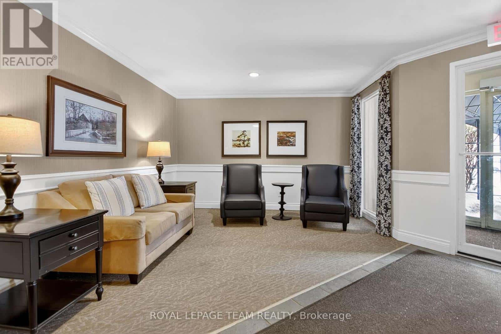 201 - 40 PEARL STREET — Smiths Falls, Ontario - Photo 5 of 31