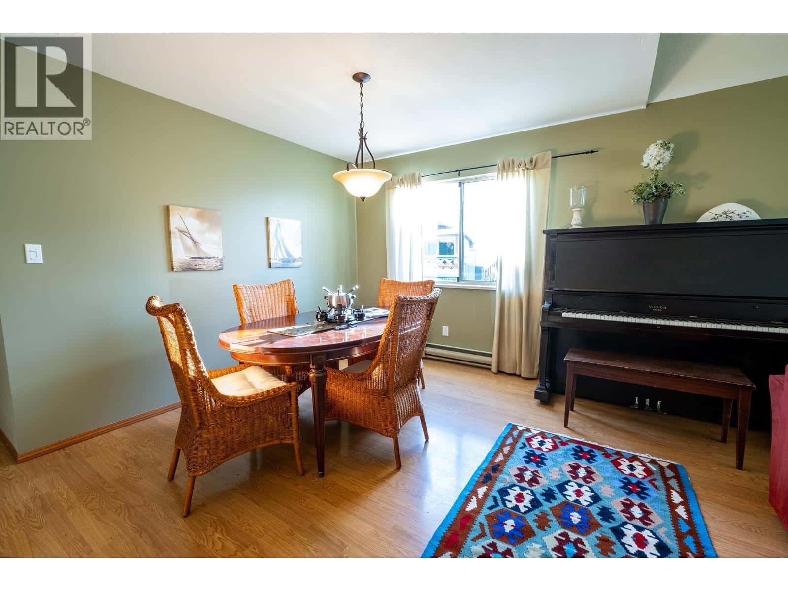 5462 KENSINGTON ROAD — Sechelt, British Columbia - Photo 4 of 27