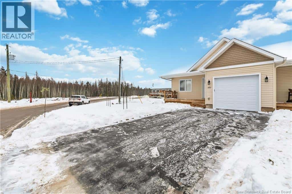 151 Simone Gallant — Shediac, New Brunswick - Photo 3 of 50
