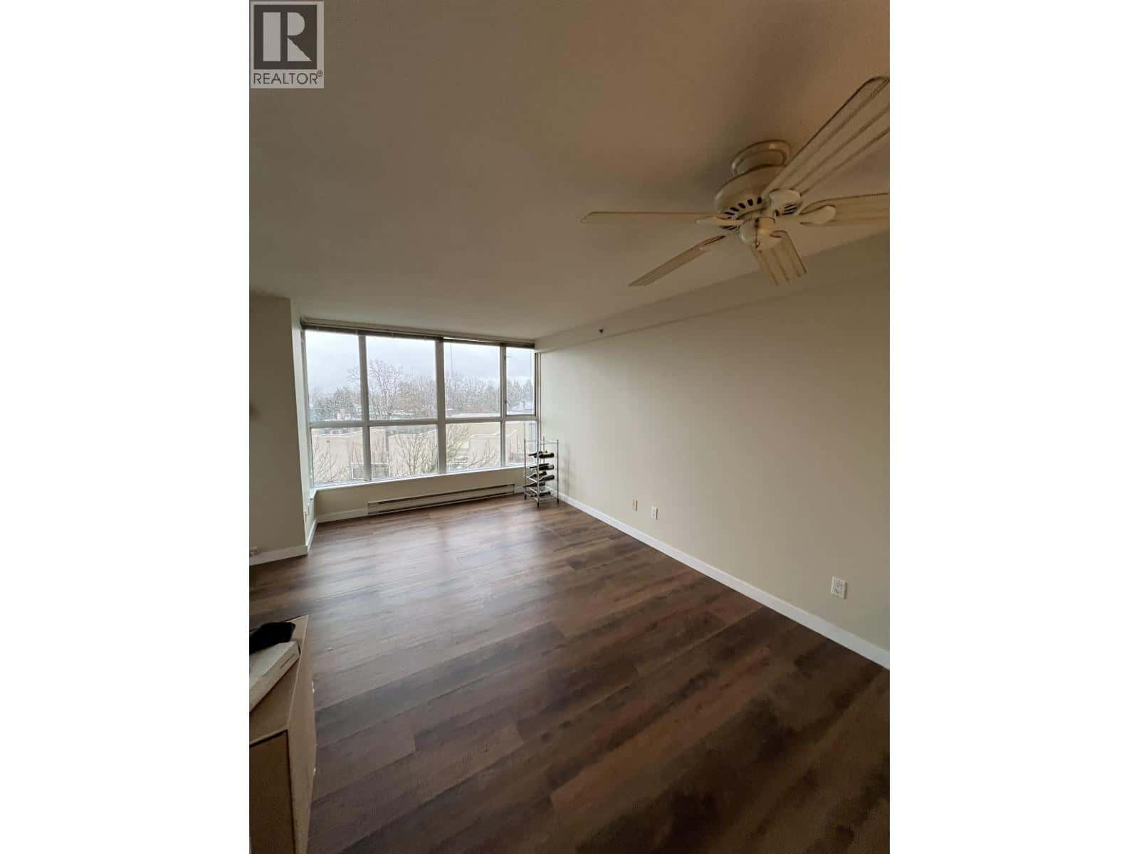 412 288 E 8TH AVENUE — Vancouver, British Columbia - Photo 3 of 11