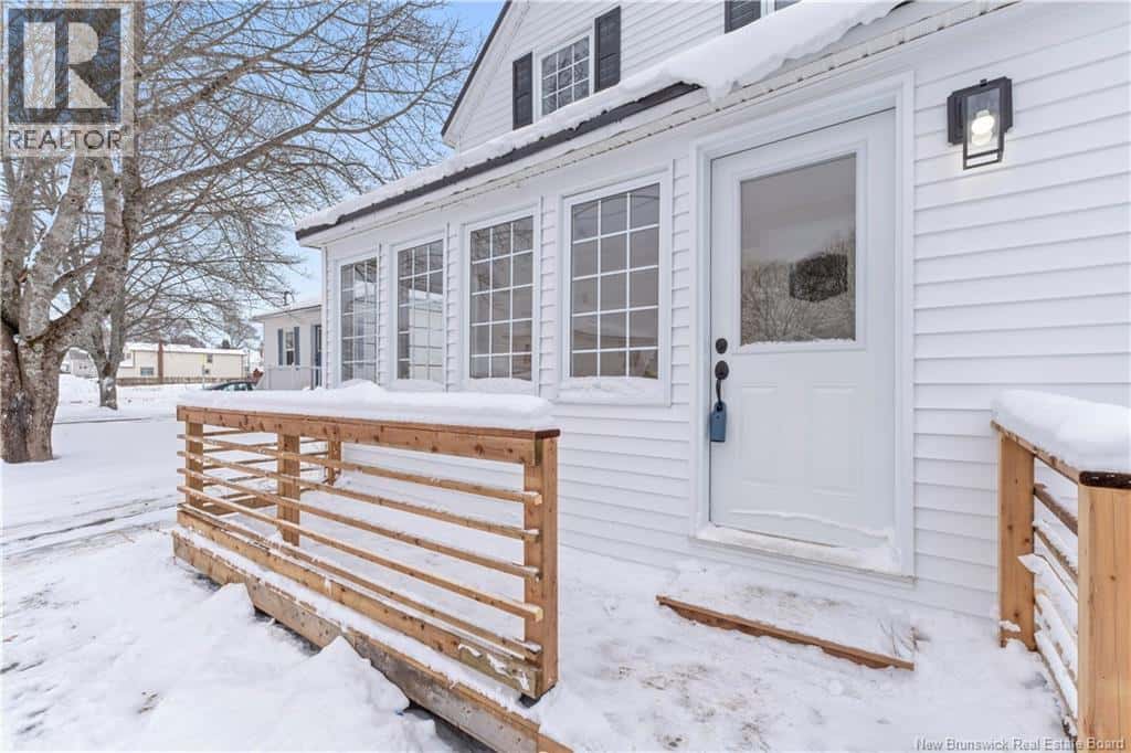 73 Gallagher Street — Shediac, New Brunswick - Photo 3 of 34