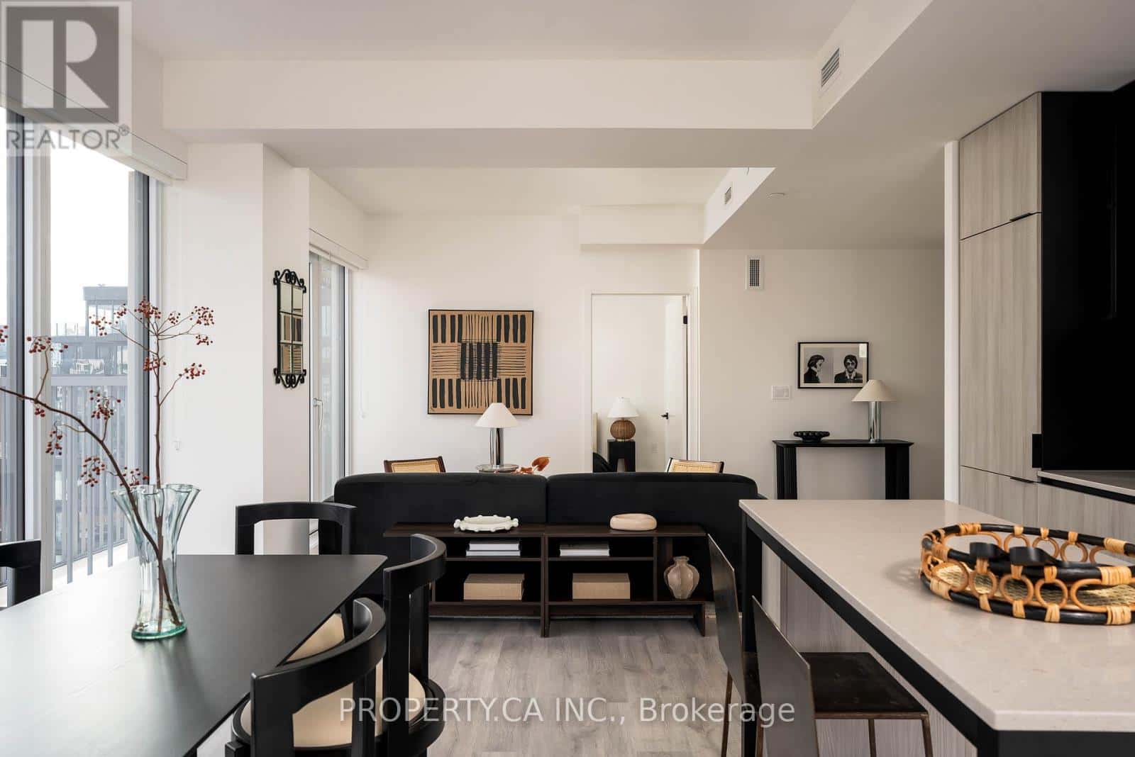 LPH01 - 2 AUGUSTA AVENUE — Toronto (Kensington-Chinatown), Ontario - Photo 4 of 34