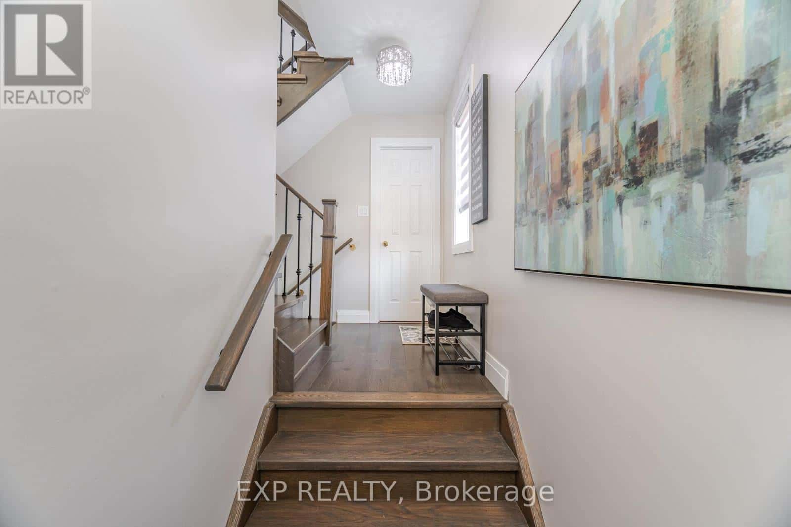 10 SETON PARK ROAD — Toronto (Flemingdon Park), Ontario - Photo 5 of 50