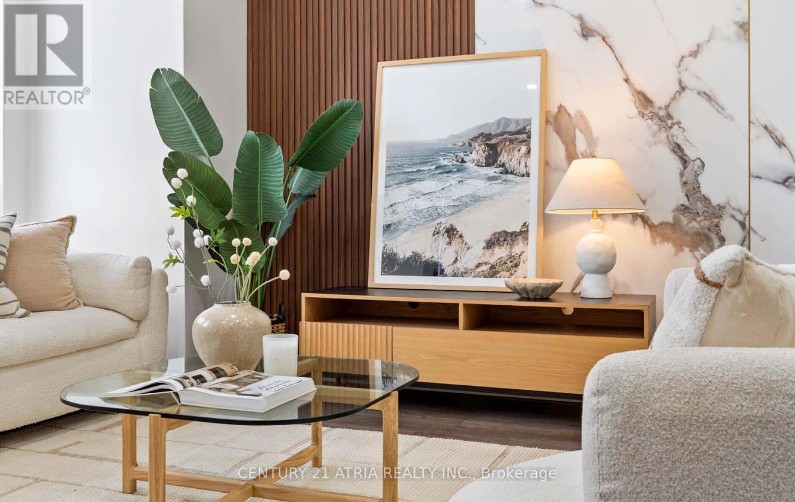 65 CREWE AVENUE — Toronto (Woodbine-Lumsden), Ontario - Photo 4 of 50