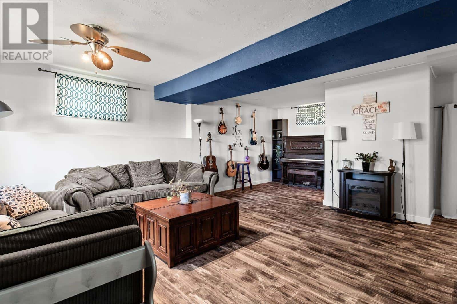 2929 Highway 7 Highway — Lake Echo, Nova Scotia - Photo 3 of 33