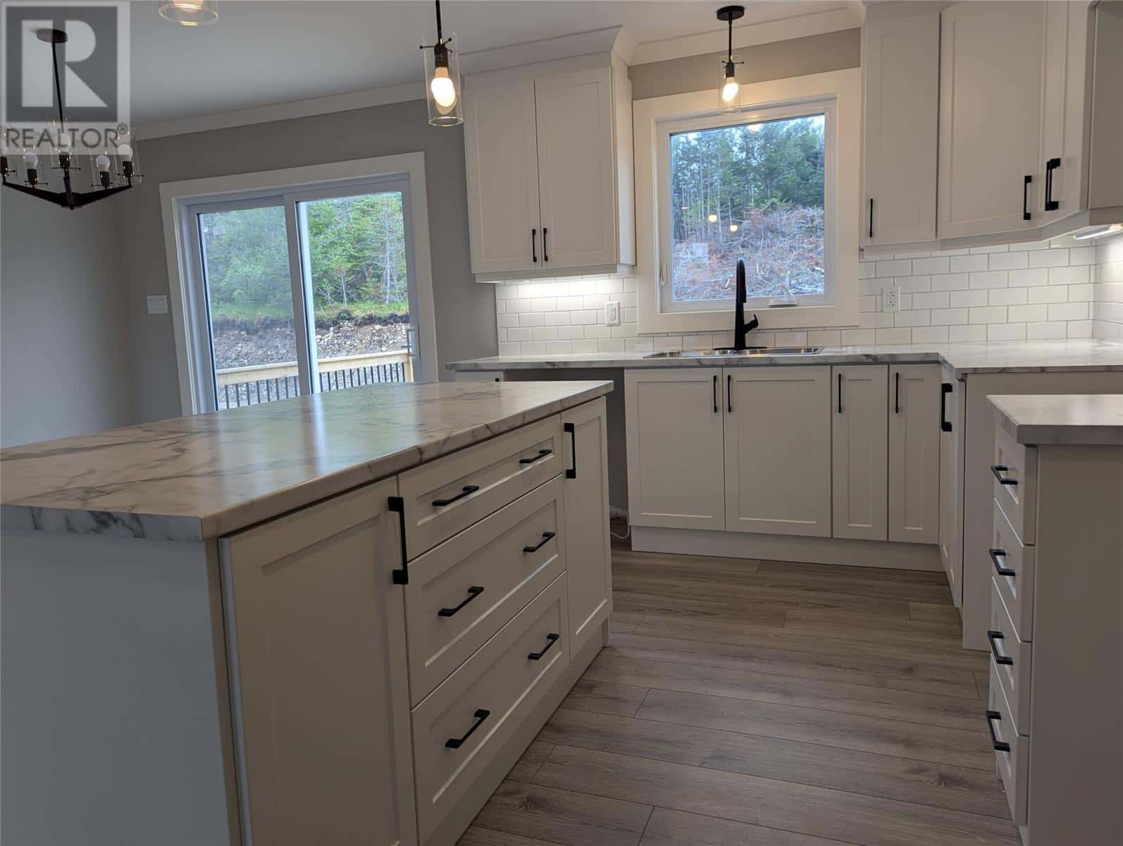 37 Swansea Street — Conception Bay South, Newfoundland & Labrador - Photo 4 of 14