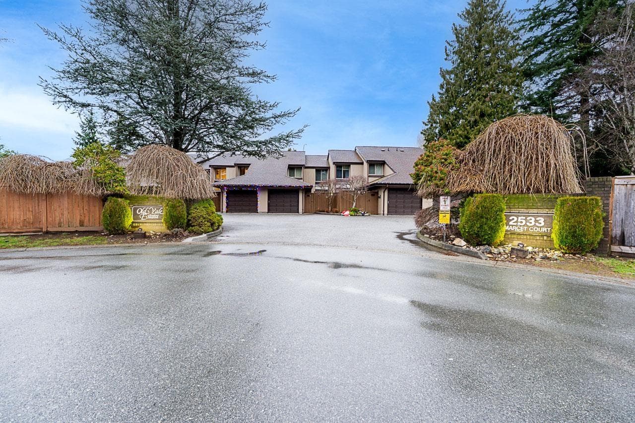 115 2533 MARCET COURT — Abbotsford, British Columbia - Main photo