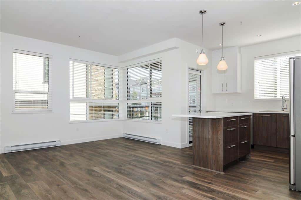 216 20829 77A AVENUE — Langley, British Columbia - Photo 3 of 17