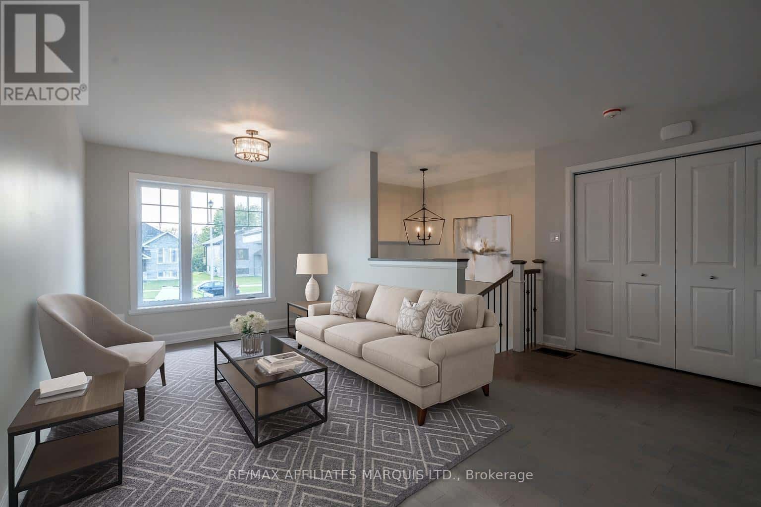 100 WOODLAND DRIVE — Cornwall, Ontario - Photo 4 of 38