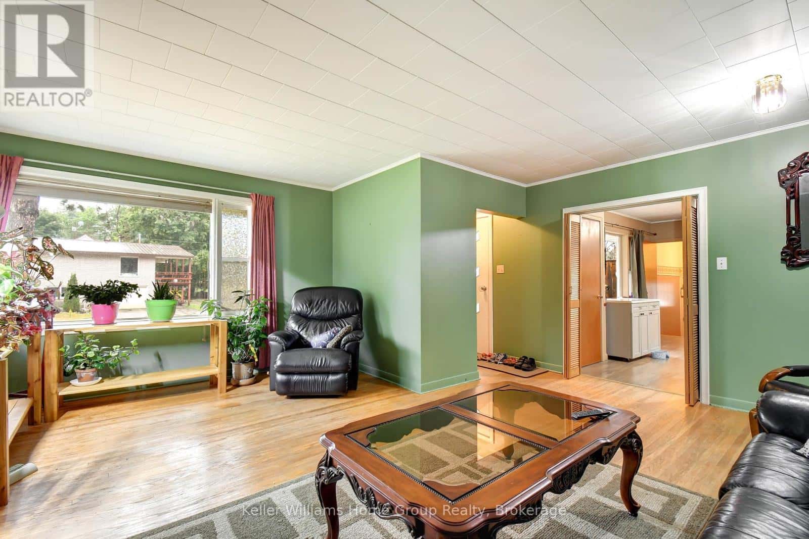 2 EASTON AVENUE — Bancroft (Bancroft Ward), Ontario - Photo 4 of 44