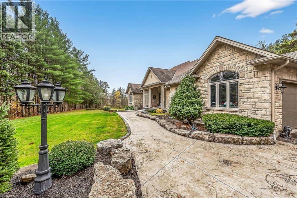 1703 #3 Highway W — Jarvis, Ontario - Photo 5 of 50