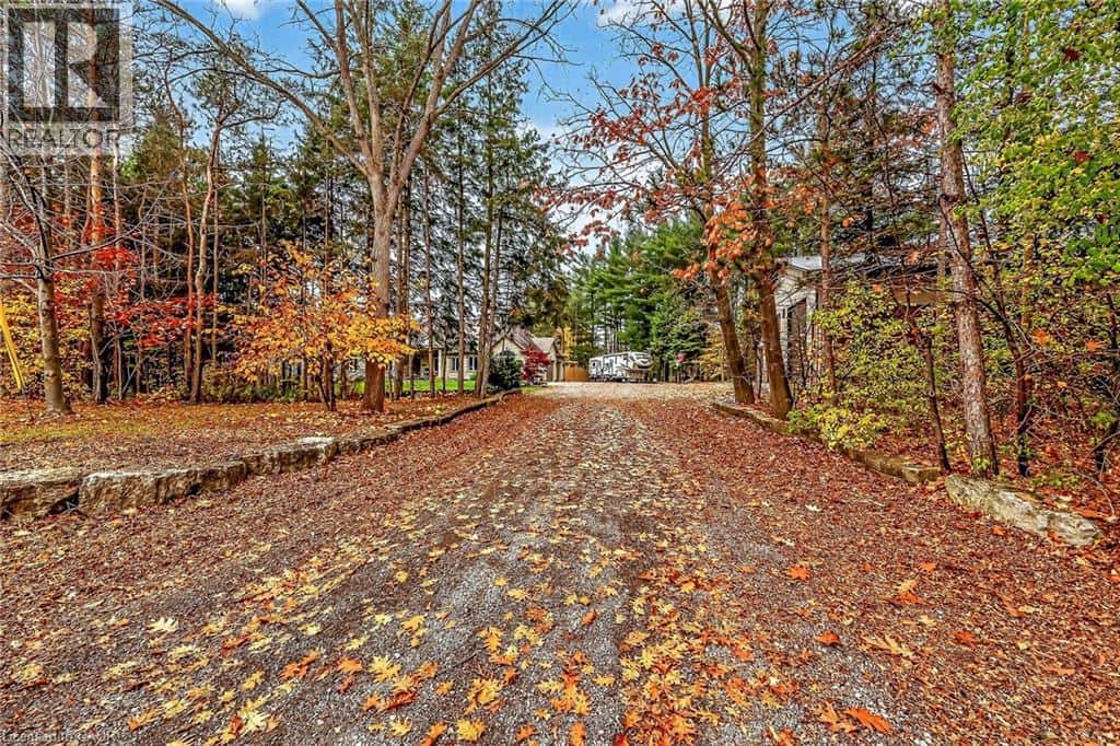 1703 #3 Highway W — Jarvis, Ontario - Photo 2 of 50