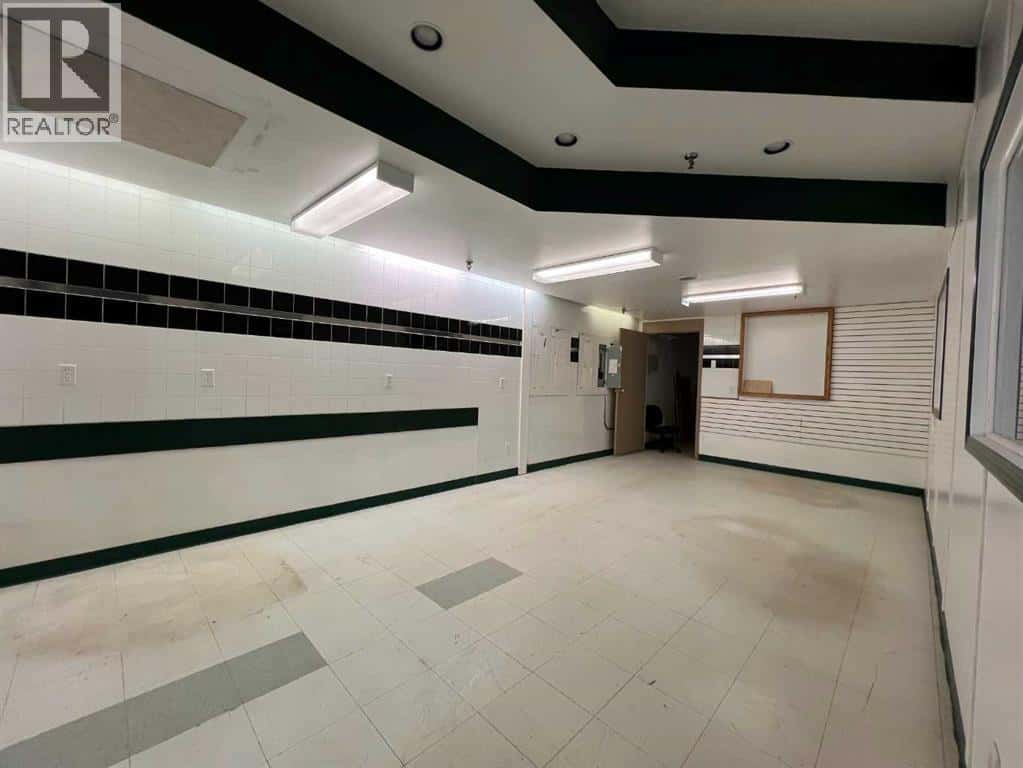 Edson — Edson - Photo 2 of 19