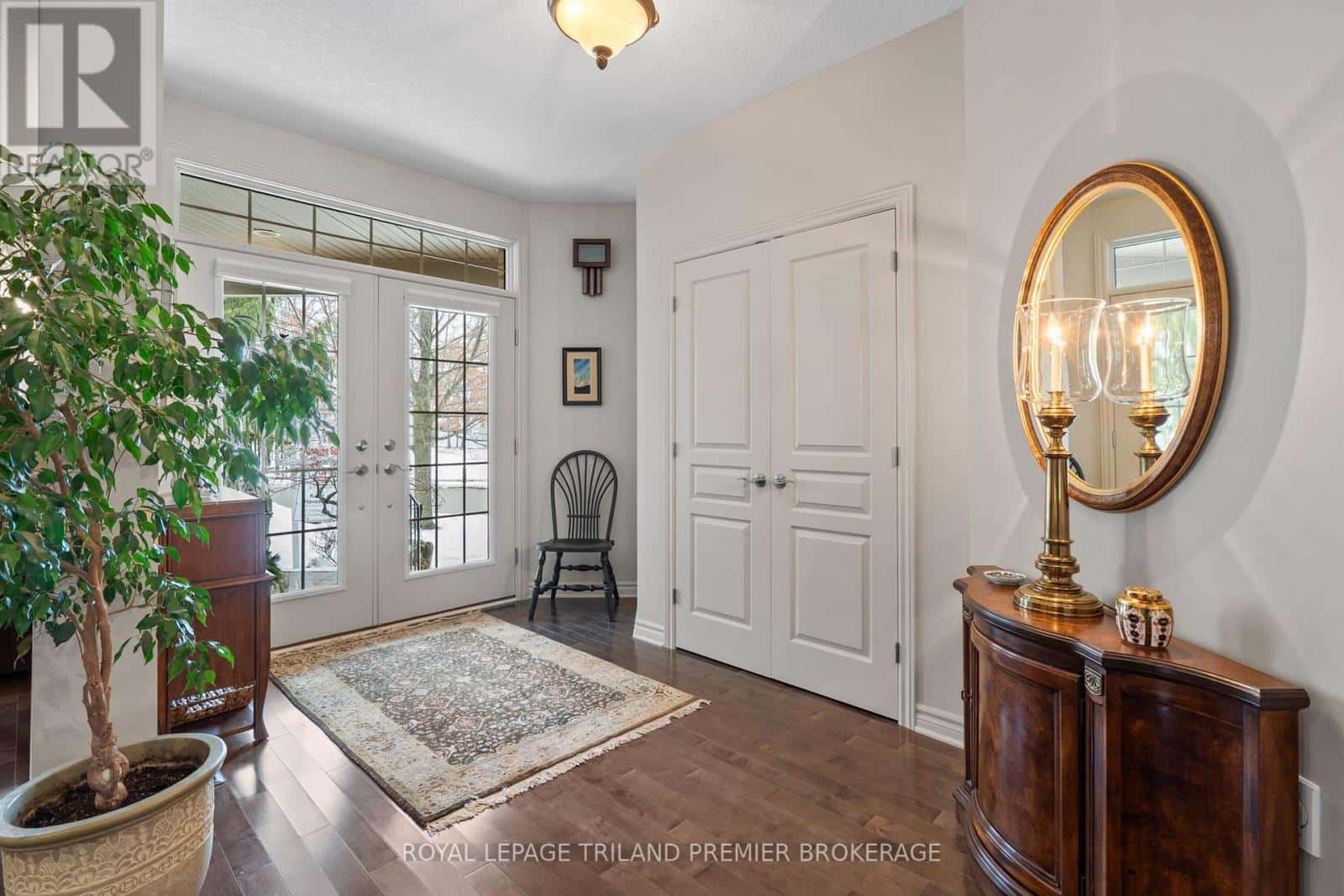 1303 SANDY SOMERVILLE DRIVE — London South (South A), Ontario - Photo 4 of 50