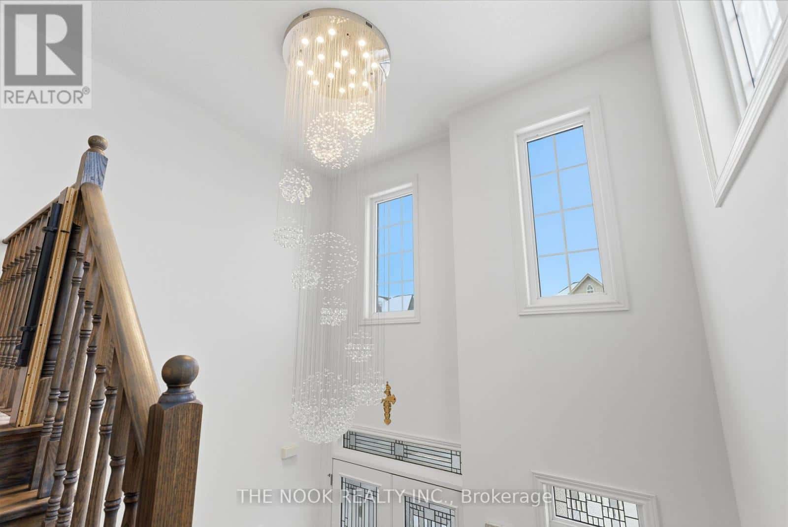 141 LYLE DRIVE — Clarington (Bowmanville), Ontario - Photo 3 of 40