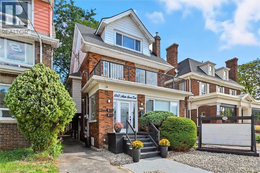 1047 MAIN Street E — Hamilton, Ontario - Photo 3 of 50