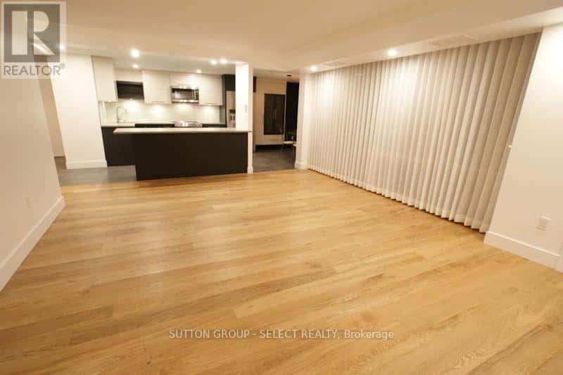 1102 - 389 DUNDAS STREET — London East (East K), Ontario - Photo 2 of 7