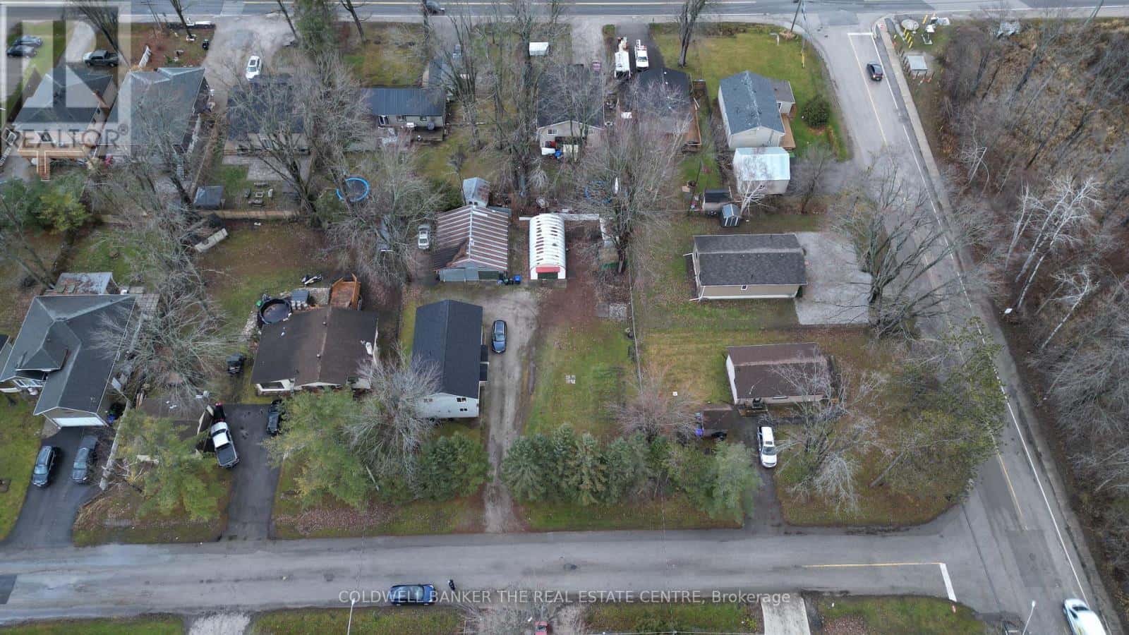 3396 BEACHVIEW AVENUE — Severn (West Shore), Ontario - Photo 2 of 6