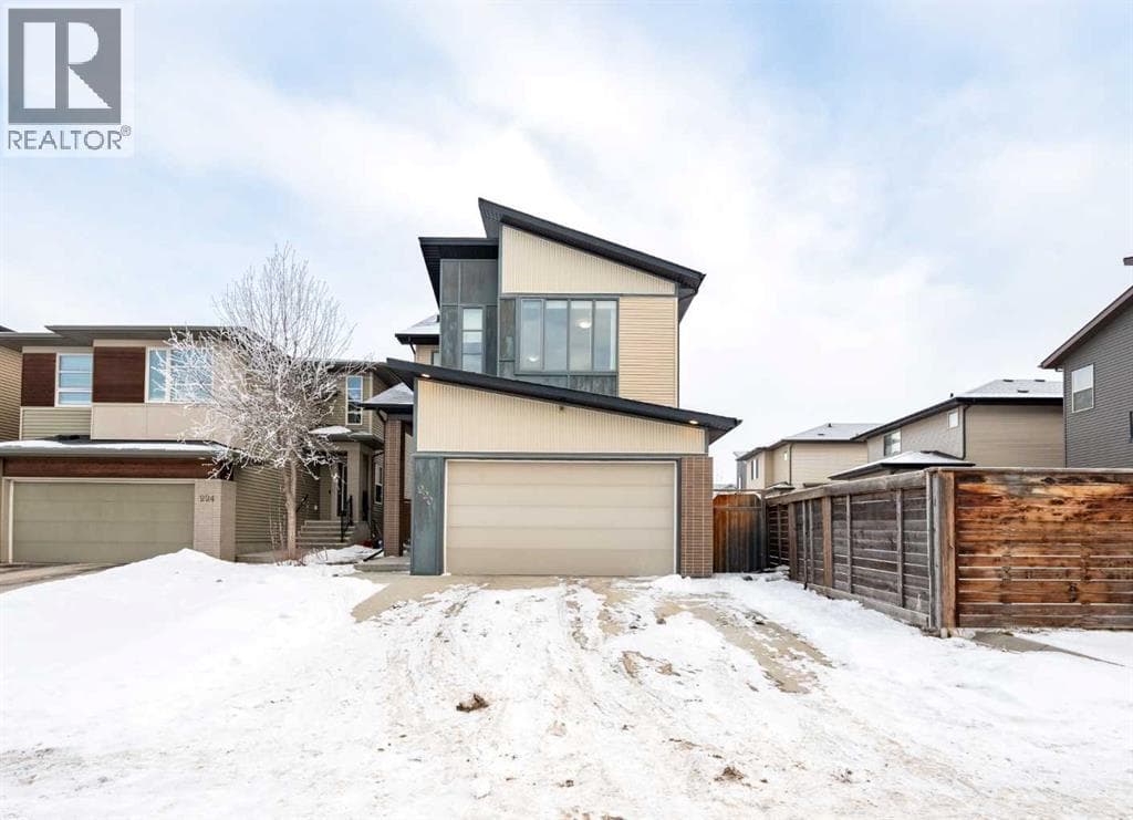 220 Walden Heights SE — Calgary, Alberta - Main photo