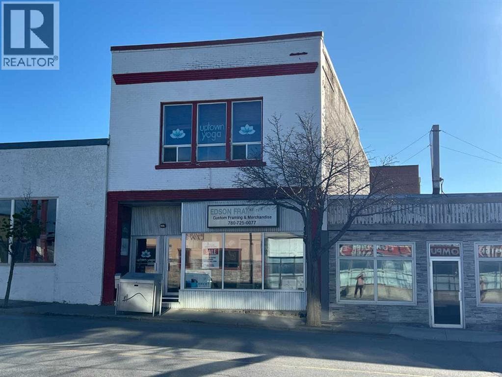 319 50 Street — Edson, Alberta - Main photo