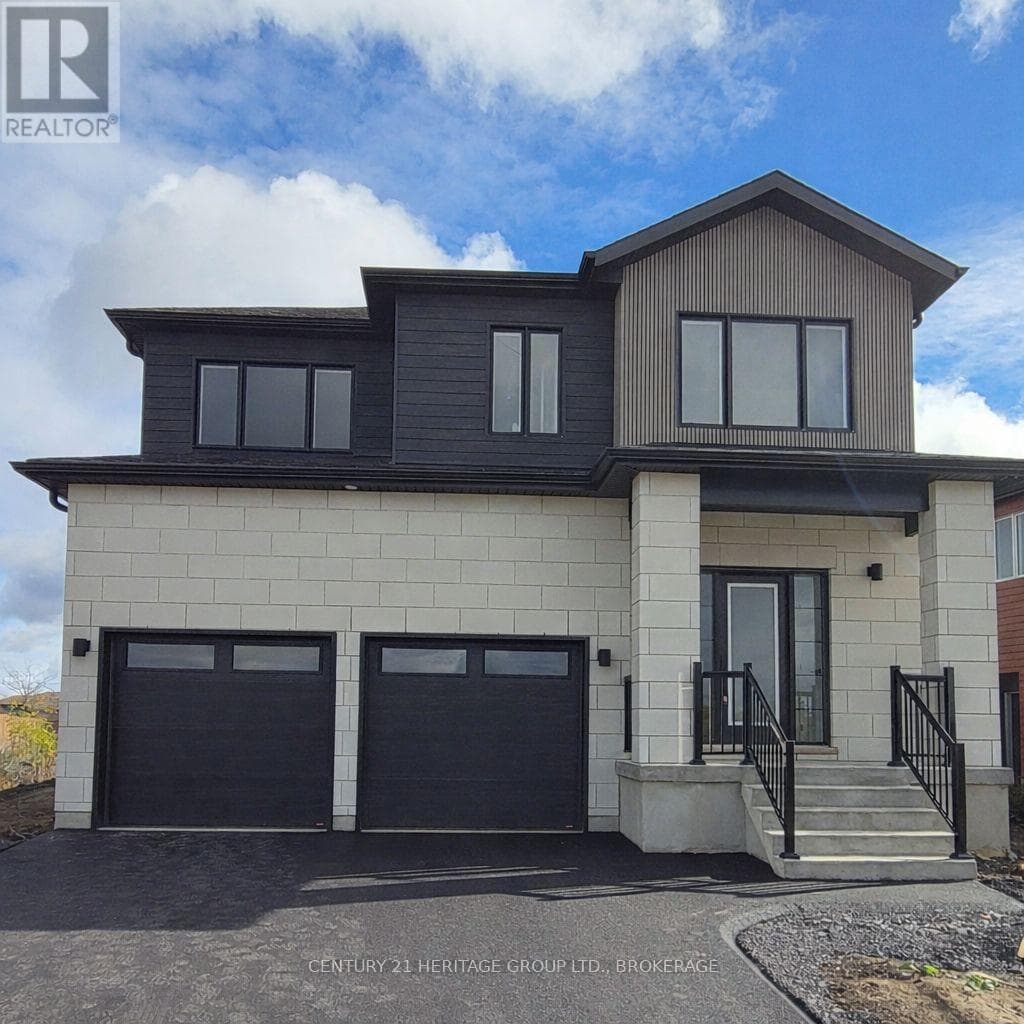 46 DUSENBURY DRIVE — Loyalist (Odessa), Ontario - Main photo