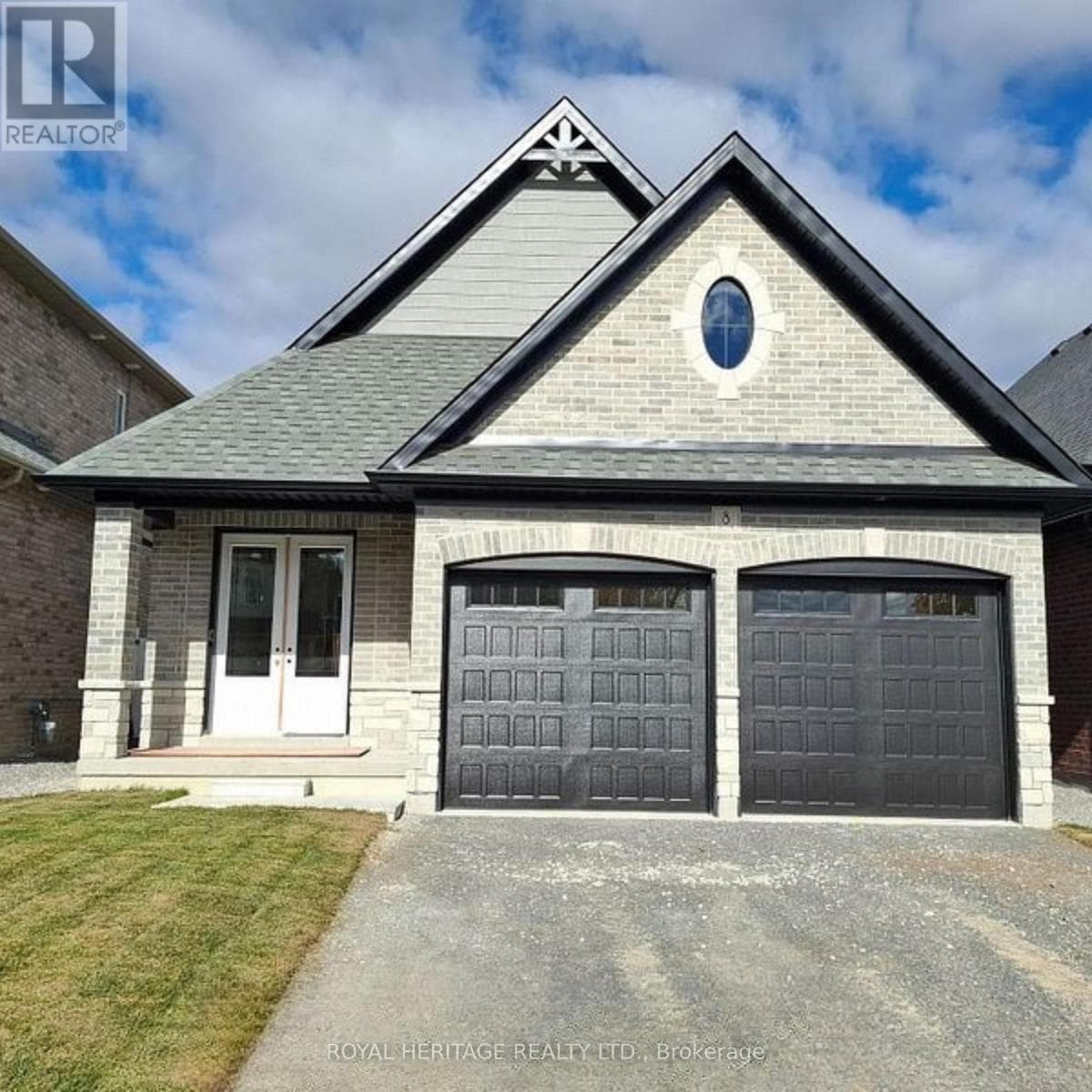 8 ST AUGUSTINE DRIVE — Whitby (Brooklin), Ontario - Main photo