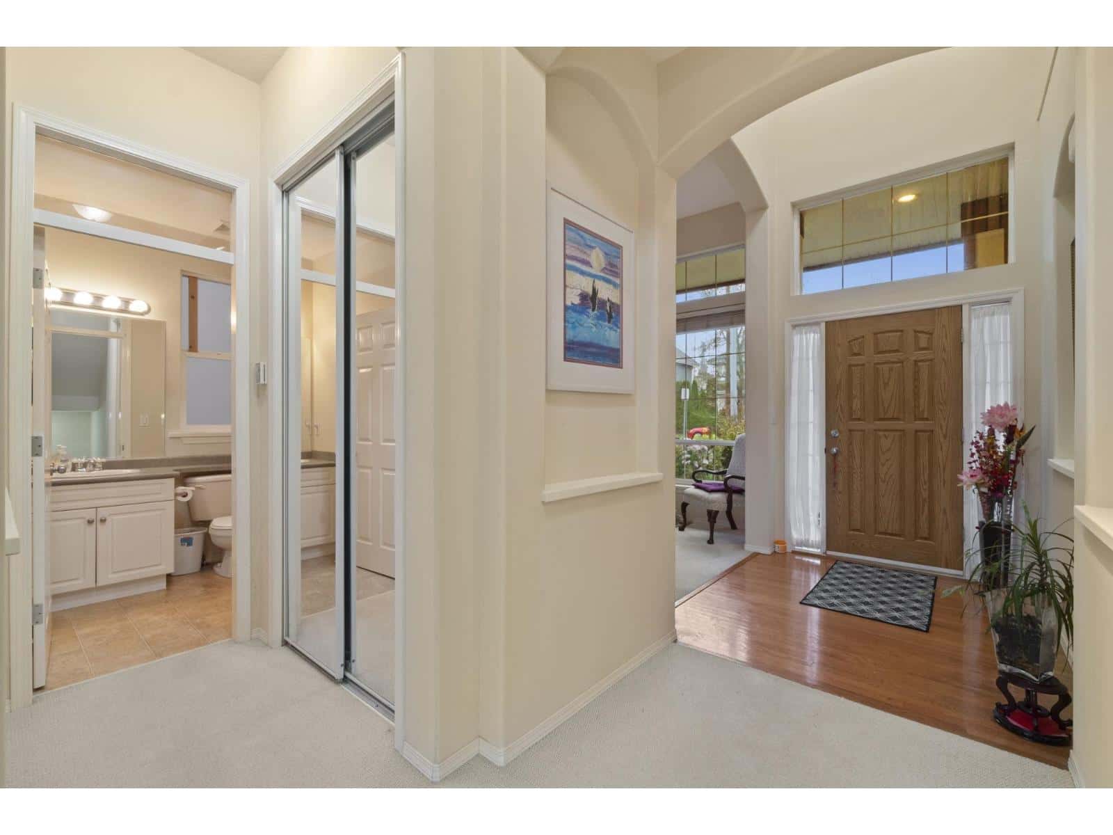 15345 36 AVENUE — Surrey, British Columbia - Photo 5 of 34