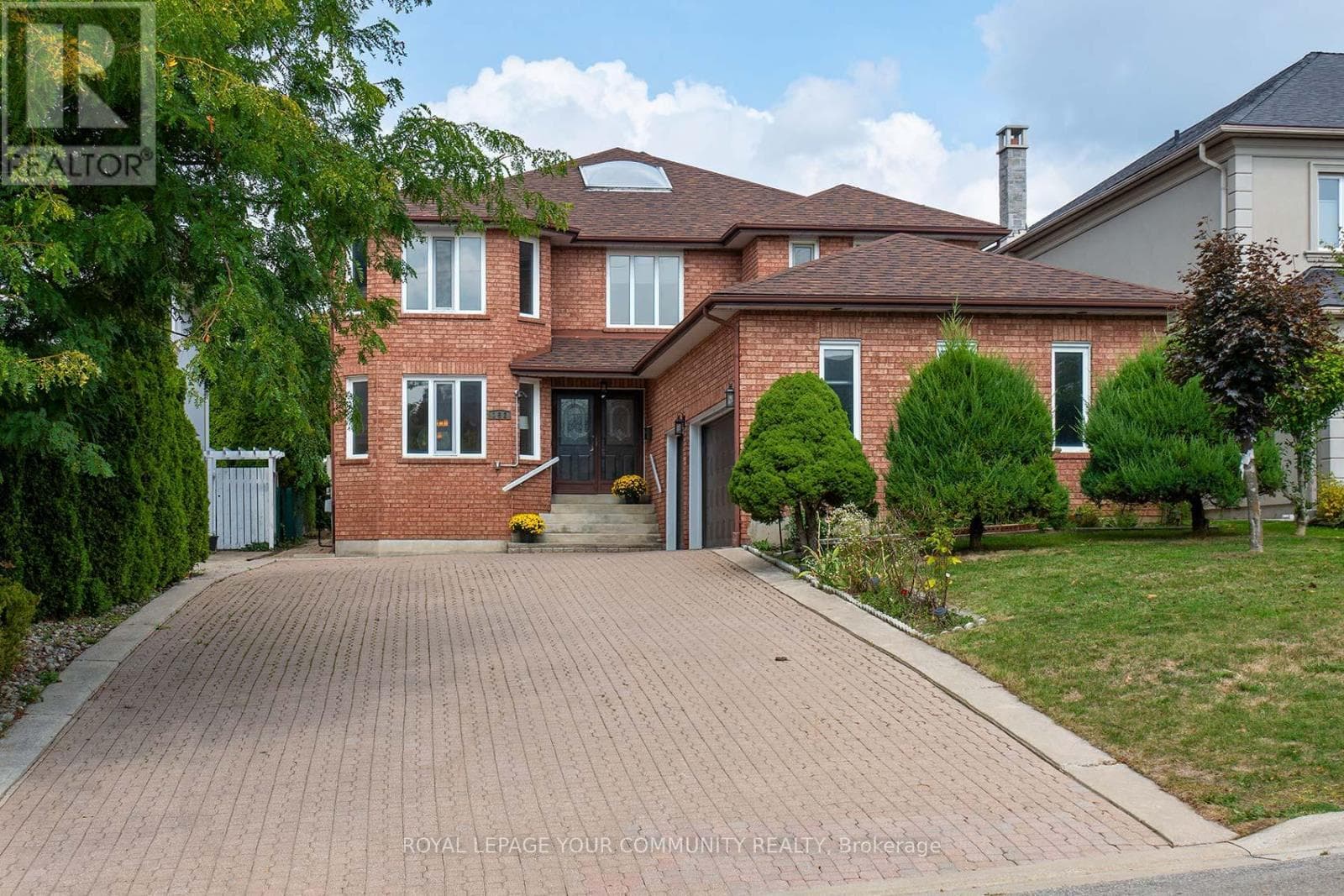 182 OXFORD STREET — Richmond Hill (Mill Pond), Ontario - Main photo