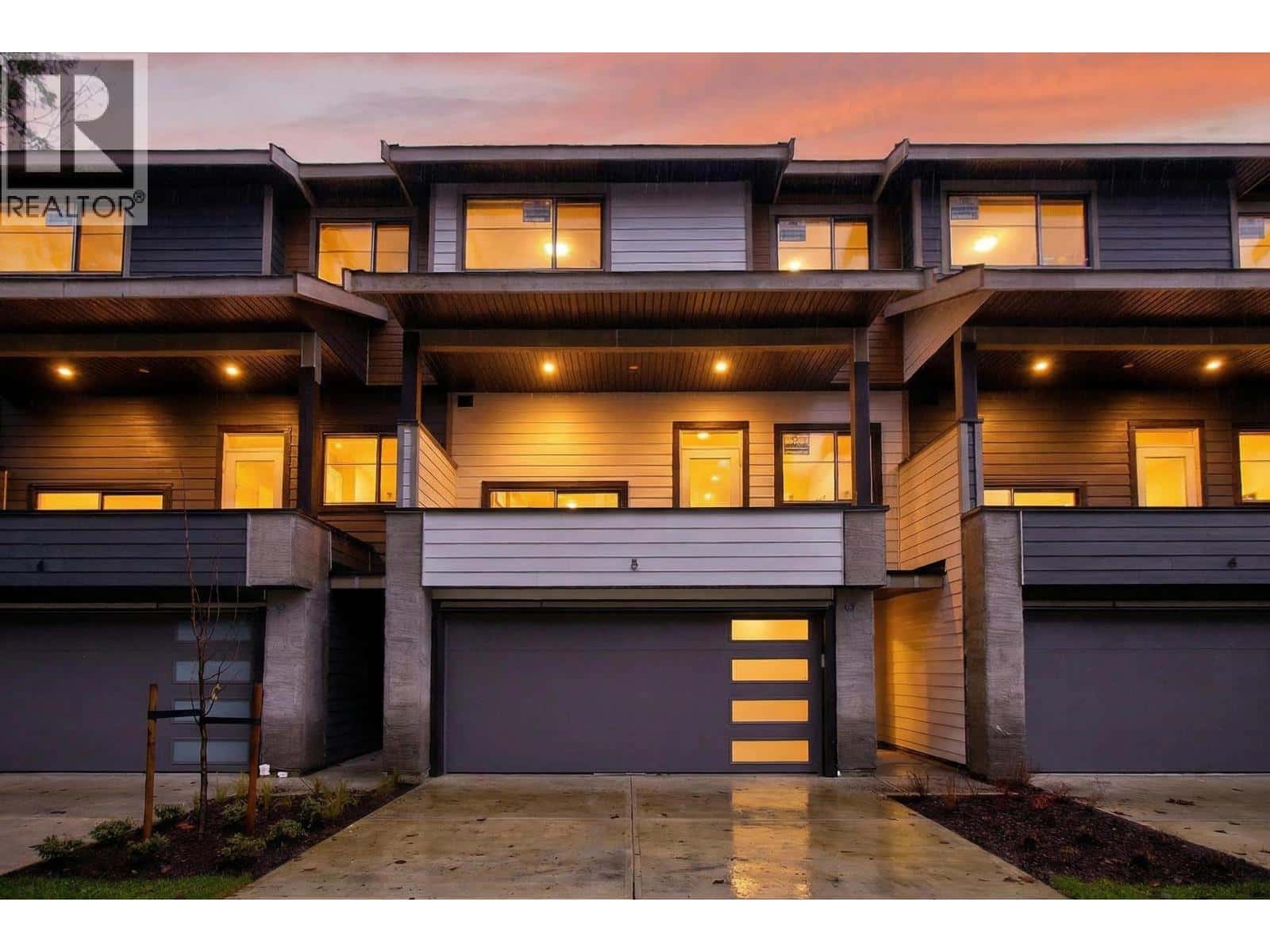 5 23697 FERN CRESCENT — Maple Ridge, British Columbia - Photo 2 of 38