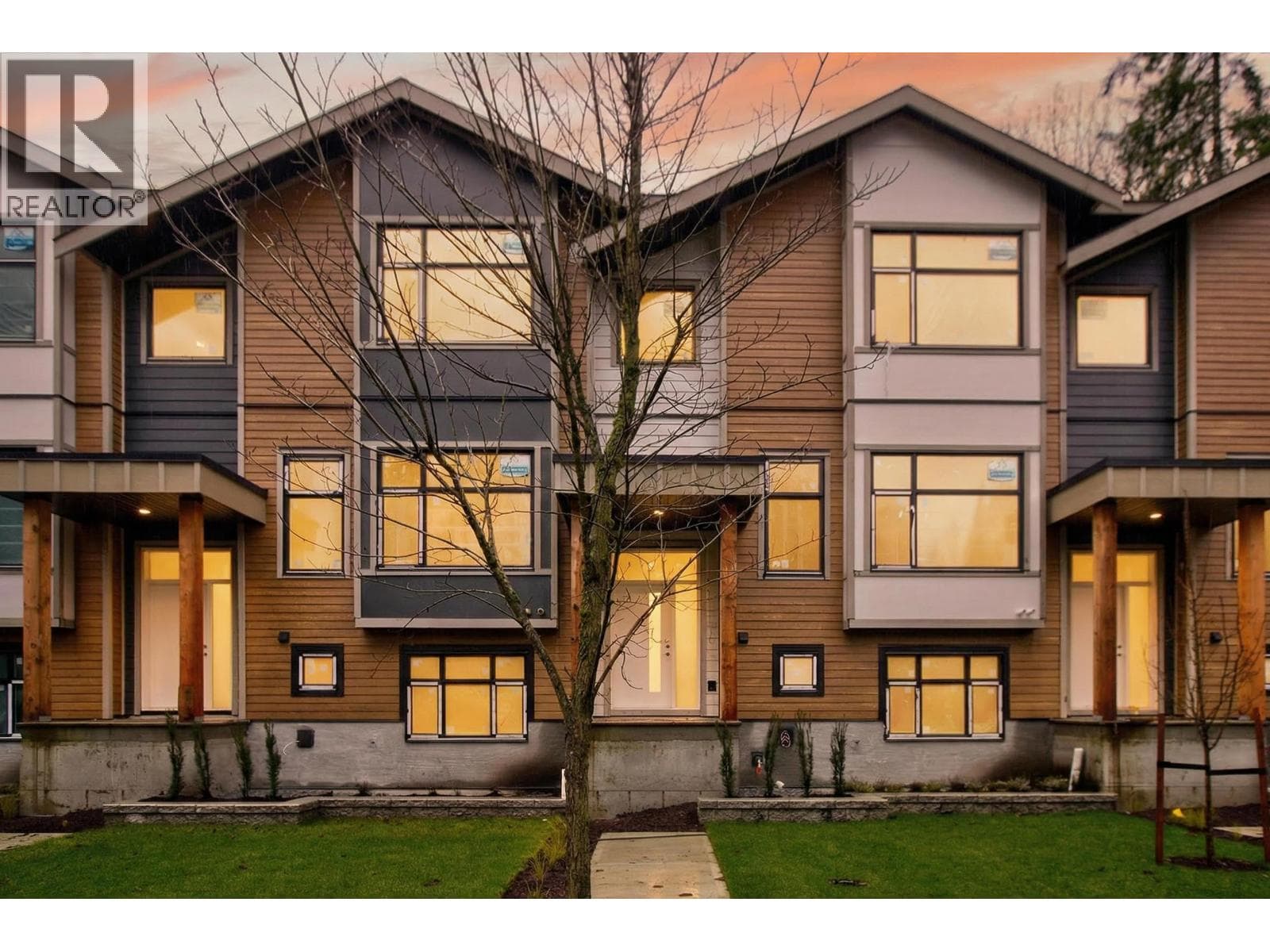 5 23697 FERN CRESCENT — Maple Ridge, British Columbia - Main photo